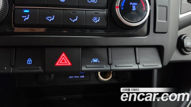 Hyundai Solati 2024 — photo 28