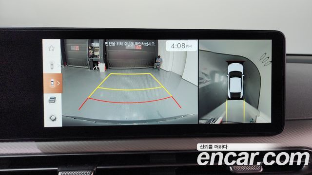 Genesis GV60 2022 — photo 20