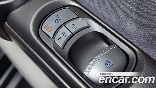 Genesis GV60 2022 — photo 21