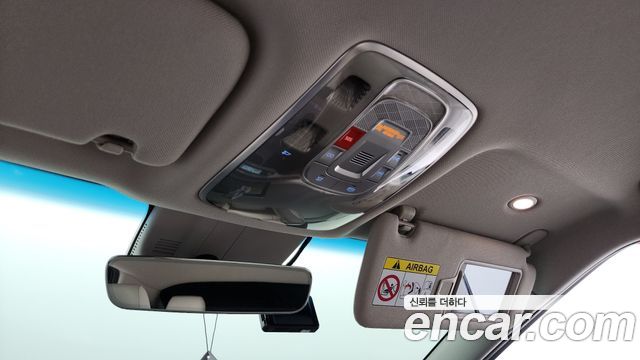 Genesis GV60 2022 — photo 26