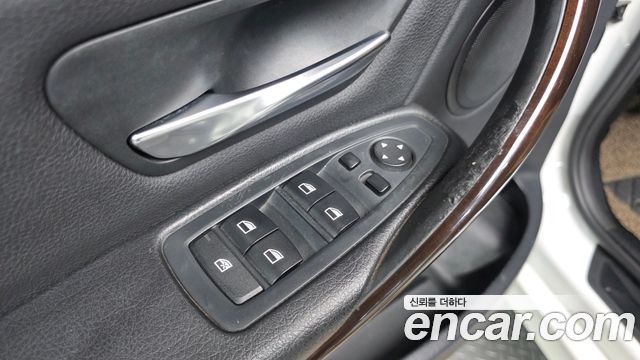BMW 3-Series 2015 — photo 14