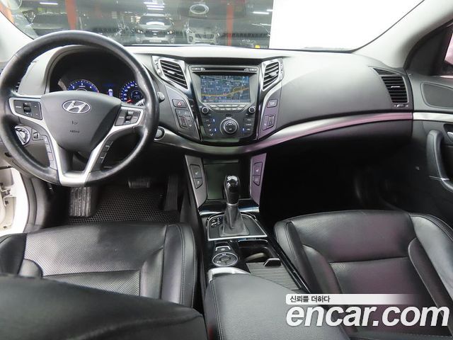 Hyundai i40 2012 — photo 7