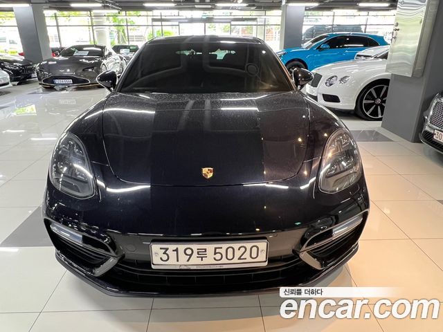 Porsche Panamera 2019 — photo 4