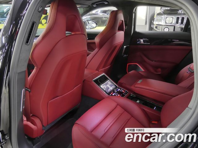 Porsche Panamera 2019 — photo 15