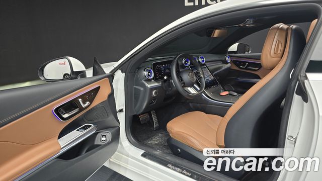 Mercedes-Benz CLE-Class 2024 — photo 10