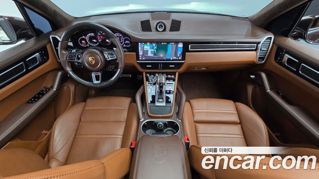 Porsche Cayenne 2021 — photo 10