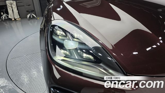 Porsche Cayenne 2021 — photo 8