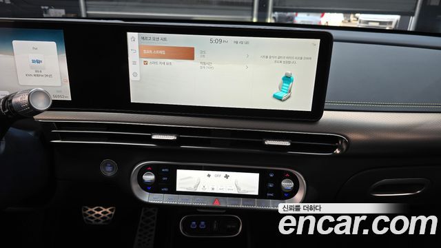 Genesis GV60 2022 — photo 20