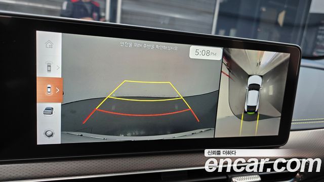 Genesis GV60 2022 — photo 21