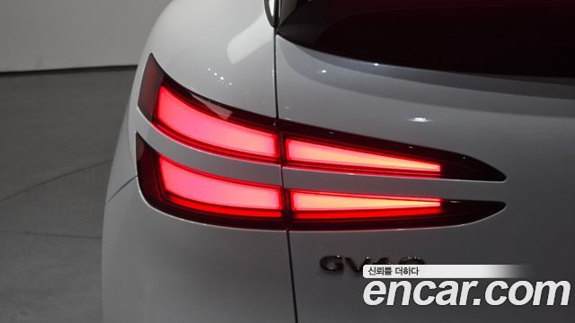 Genesis GV60 2022 — photo 9