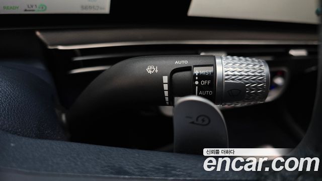 Genesis GV60 2022 — photo 28