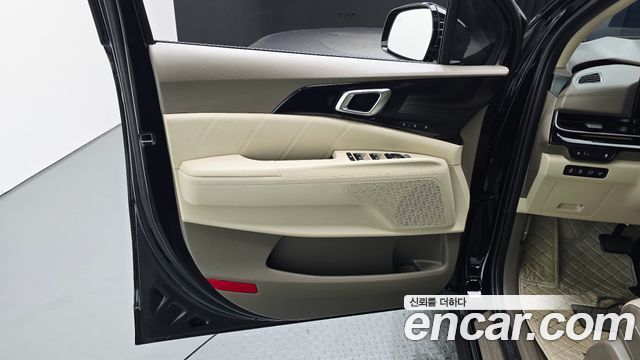 Kia Canival 2025 — photo 14