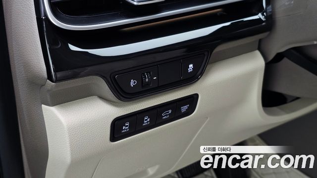 Kia Canival 2025 — photo 27