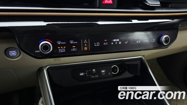 Kia Canival 2025 — photo 33