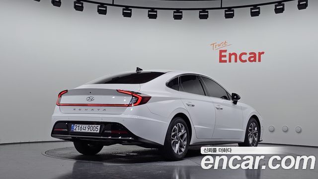 Hyundai Sonata 2022 — photo 2