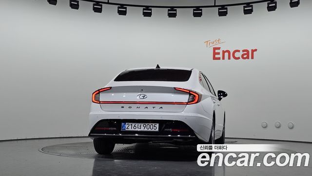 Hyundai Sonata 2022 — photo 4