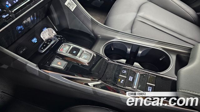 Hyundai Sonata 2022 — photo 12