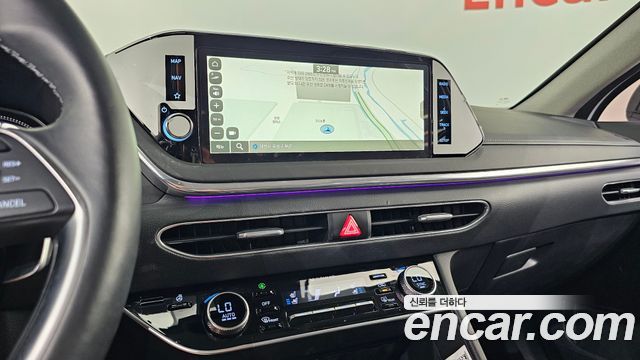 Hyundai Sonata 2022 — photo 18