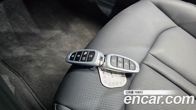 Hyundai Sonata 2022 — photo 21