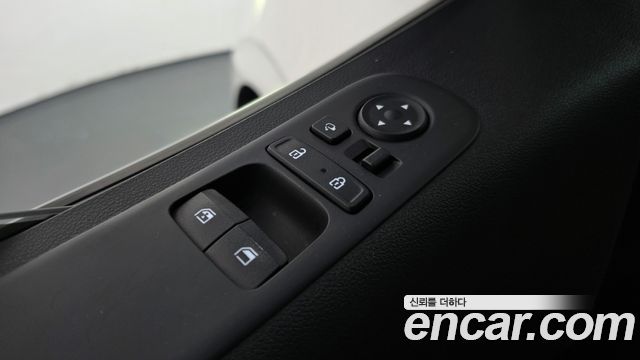 Hyundai Staria 2022 — photo 26