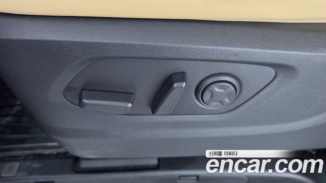 Hyundai Staria 2022 — photo 33