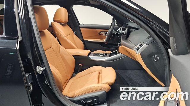 BMW 3-Series 2025 — photo 16