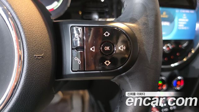 Mini Cooper 2023 — photo 28