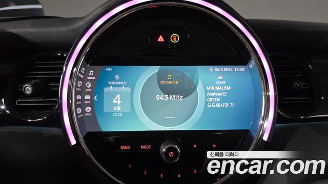 Mini Cooper 2023 — photo 29