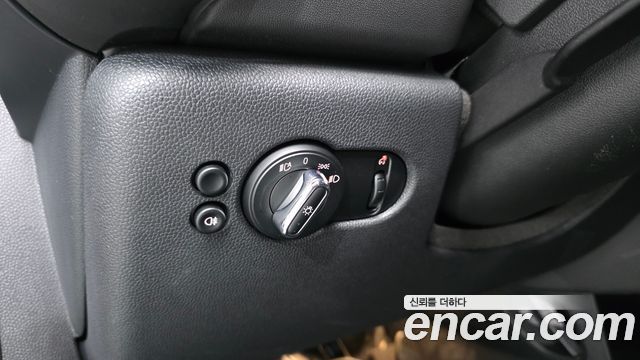 Mini Cooper 2023 — photo 30