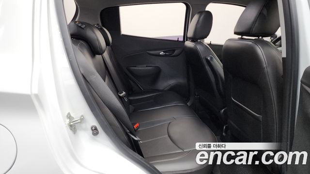 Chevrolet Korea Spark 2016 — photo 17