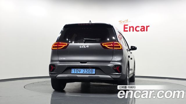 Kia Niro 2023 — photo 4
