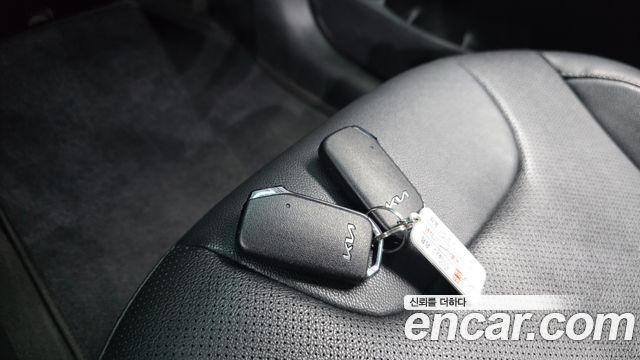 Kia Niro 2023 — photo 23