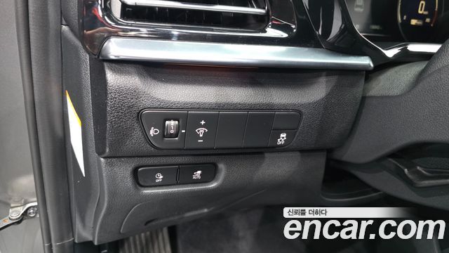 Kia Niro 2023 — photo 27