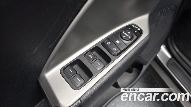 Kia Niro 2023 — photo 30