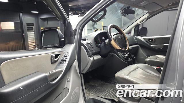 Hyundai Starex 2014 — photo 10