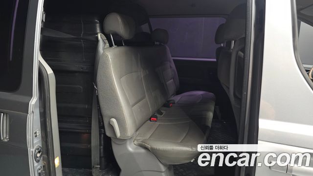 Hyundai Starex 2014 — photo 11
