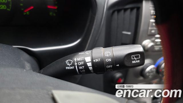 Hyundai Starex 2014 — photo 18