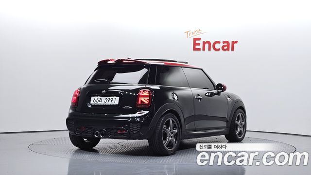 Mini Cooper 2019 — photo 2