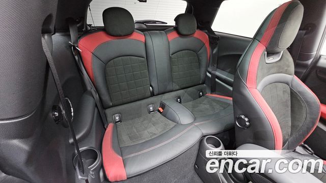 Mini Cooper 2019 — photo 17