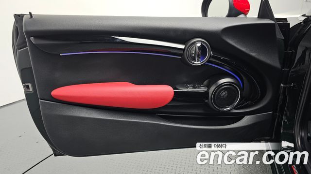 Mini Cooper 2019 — photo 14