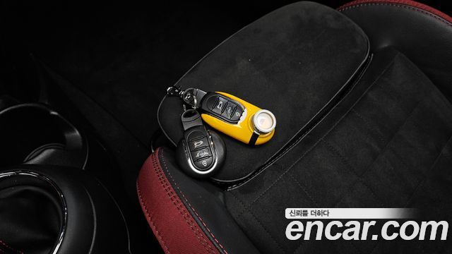 Mini Cooper 2019 — photo 27