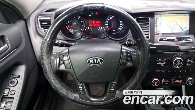 Kia K7 2012 — photo 13