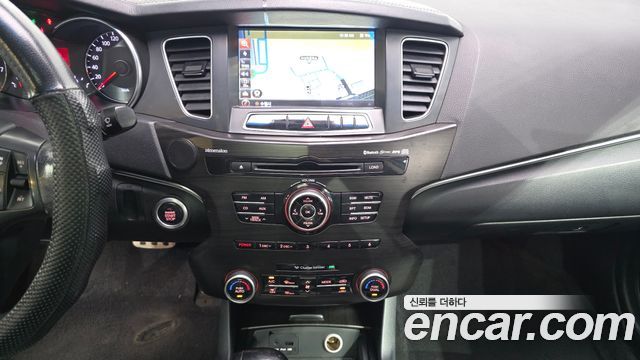 Kia K7 2012 — photo 14
