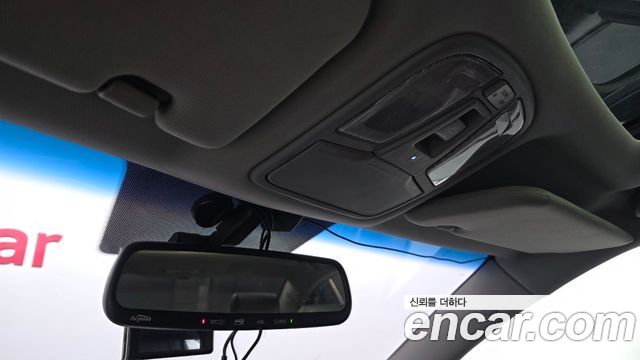 Kia K7 2012 — photo 17
