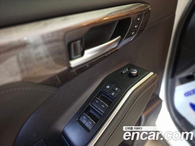 Toyota Highlander 2025 — photo 14