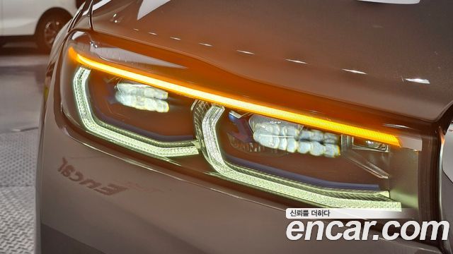 BMW 7-Series 2021 — photo 8