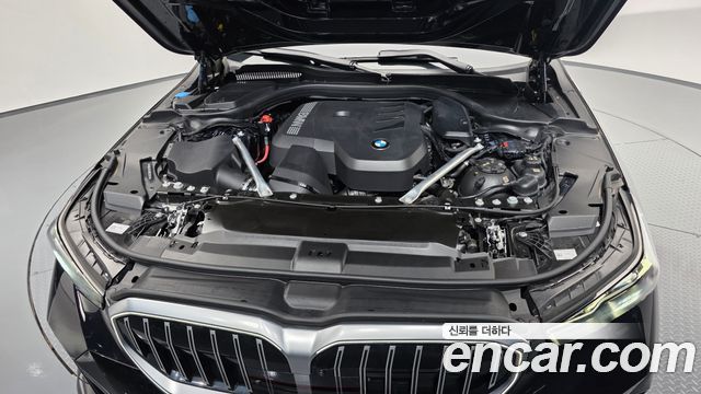 BMW 5-Series 2024 — photo 6