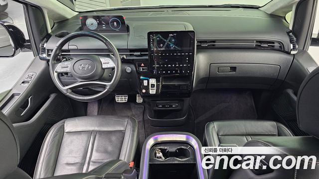 Hyundai Staria 2023 — photo 10