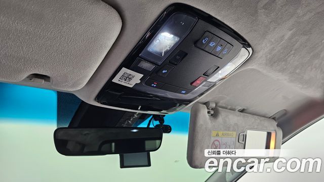 Hyundai Staria 2023 — photo 25