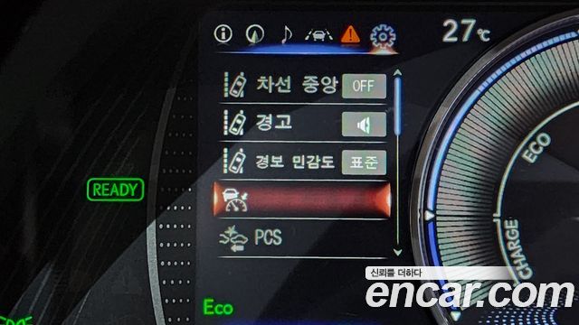 Lexus ES 2022 — photo 21